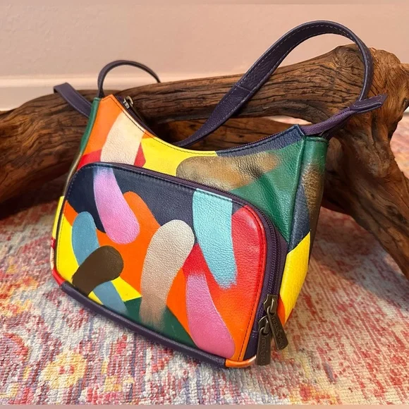 🎨 Darling Anushka Paint Splash! Purse 🌈👜 - Picture 2 of 14